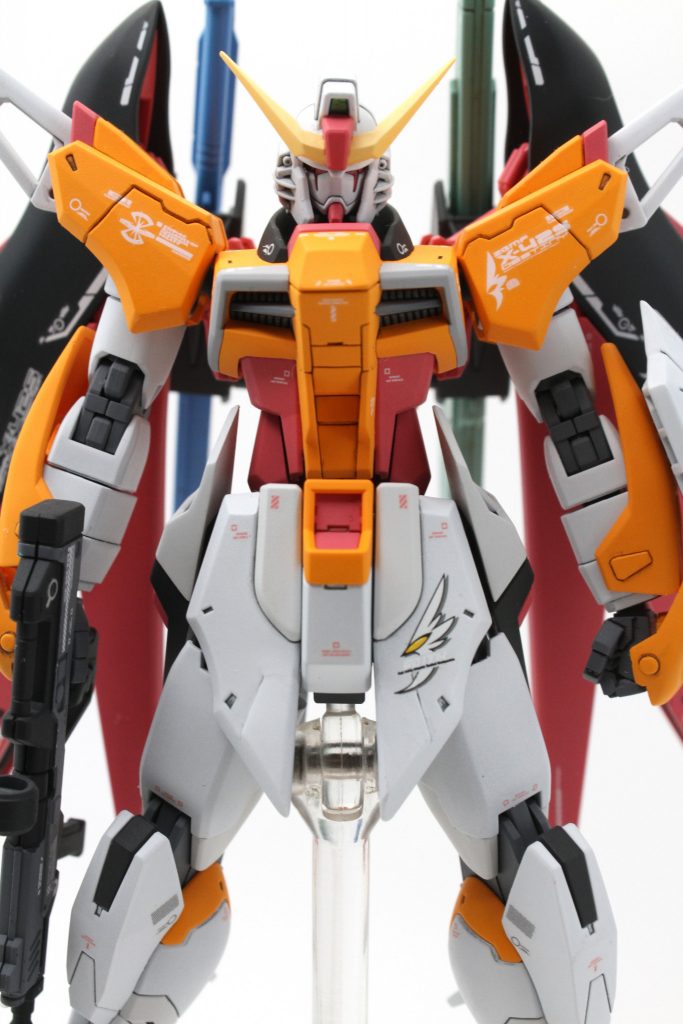 デカールはRGデスティニーとMGフォースインパルスから流用し、コーション類は市販の物を使用しています。