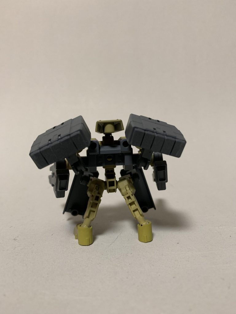 本体に手を加えず、塗装も缶スプレーで行い、ちょこちょこと筆でぬりました。