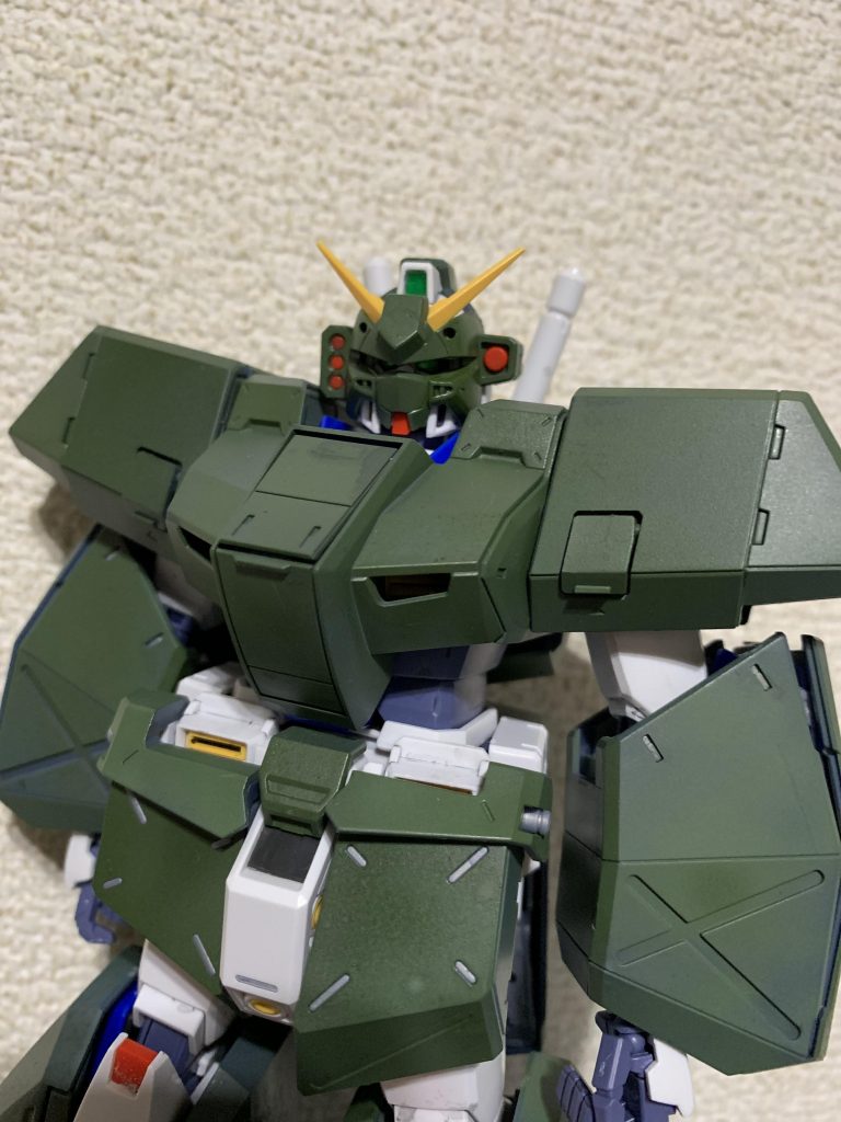 乾いてから装着。なかなかどうしてめっちゃカッコイイ、、、
この後はマーキングシールと汚しでロールアウトです!