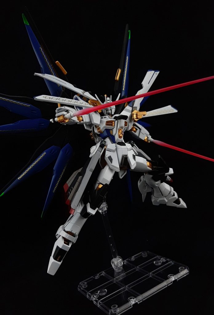 Saint  Freedom  Gundam–5枚目/制作者：詐癡佯呆
