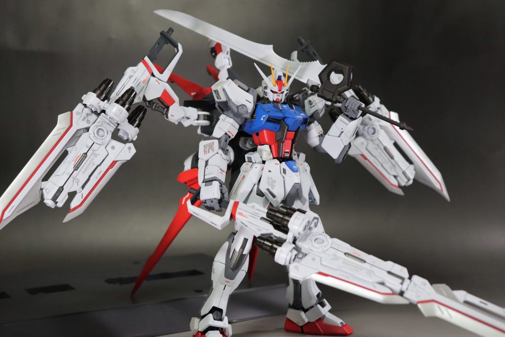 全身像。今回はカレトヴルッフ以外にもグランドスラムを装備させてみました。
個人的にはアクセントになって良かったと思います(^-^)