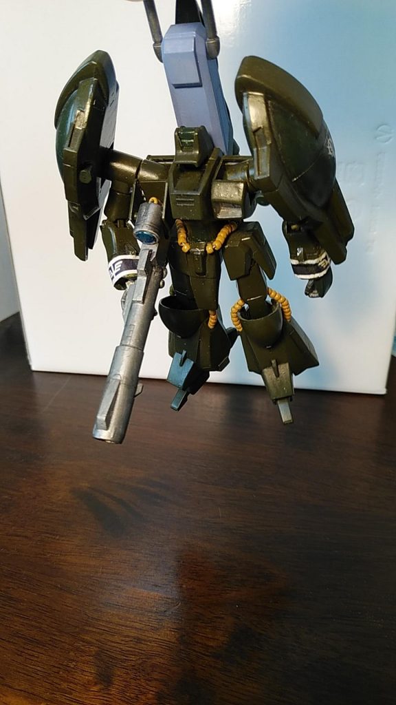 袖はシールをコピーしたのを貼り付けた。