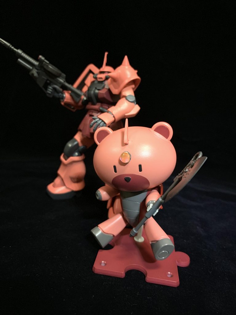 シャアザクと共演なんかもする(sha-zaku)