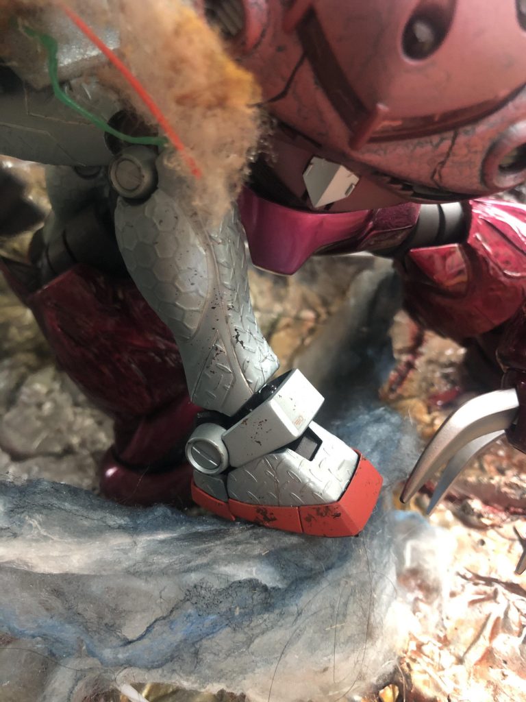 ジムのボディーは鋼板と鋳物を意識して作りました。