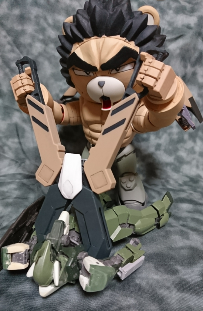 『お前がぁ!!お前がぁ!!』