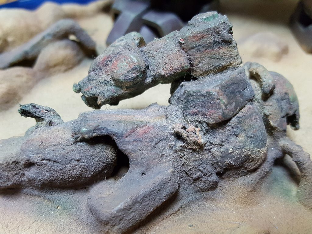 朽ち果てたｻﾞｸもそれらしくしてます！