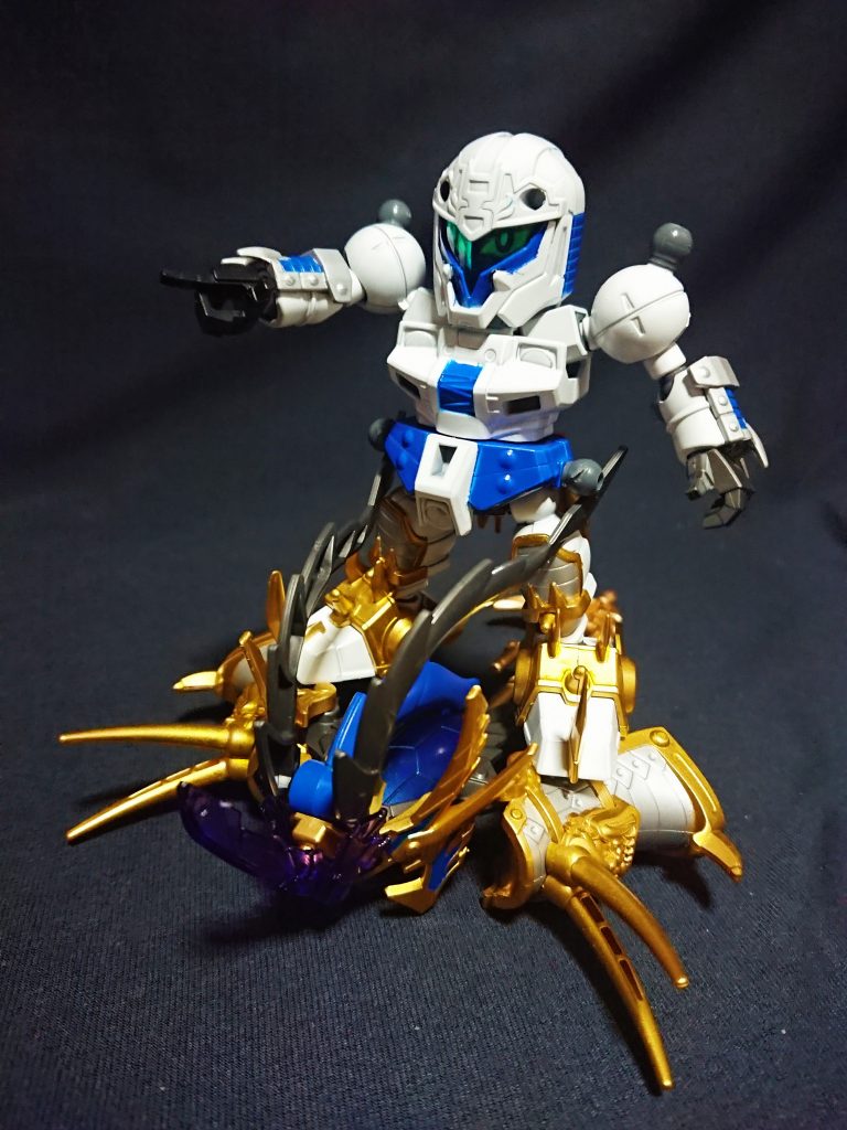 ギミックはありませんが軽装形態を乗せるのもありかも?