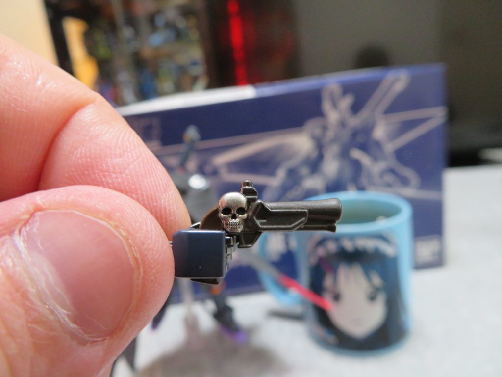 ショットランサーではなく、ハンドガンを
持たせています。