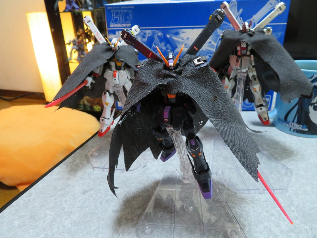 コレでクロボン3機目です。後ろの箱はX-3。
いつか作って並べたいです。