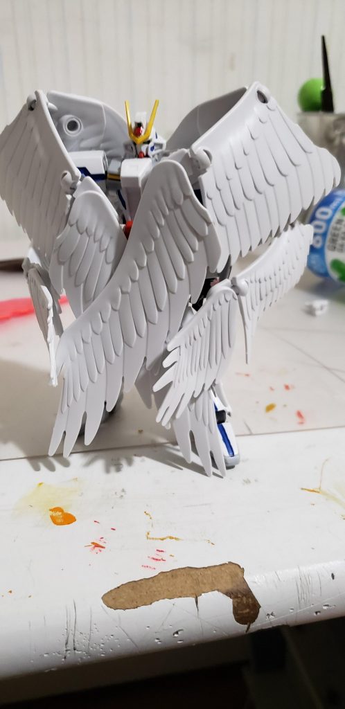 羽閉じて大気圏突入みたいな感じの一枚