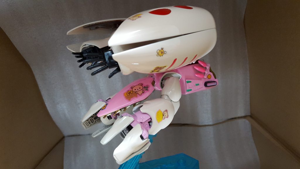 ちなみに変形して、水中巡航形態になります!無理やりですが(笑)