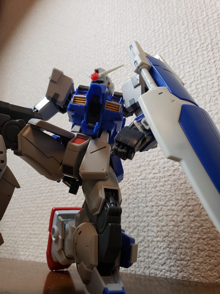 コクピット開閉とフロントアーマーと肩アーマーを換装してライトアーマーに可能！！