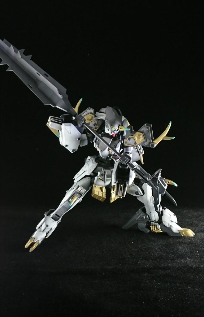 大型メイスですべての敵を粉砕!