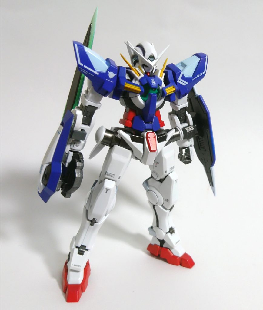 【フロントビュー】
今回はシンプルに作成しました。
フレーム等グレーパーツを全てガンメタリックで塗装し、メタルビルド風に。