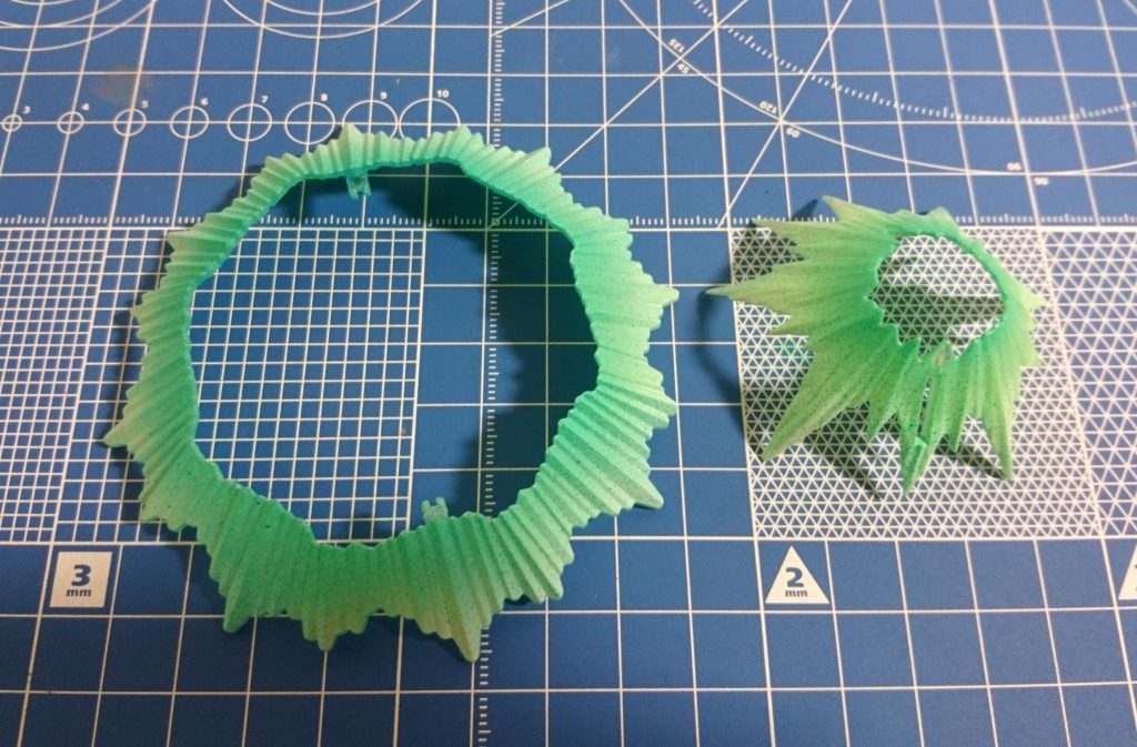 バースト用エフェクトのグラデーションもGNソードと同様です。
最後にメタグリーンを少しだけ吹いてGN粒子感を追加しました。