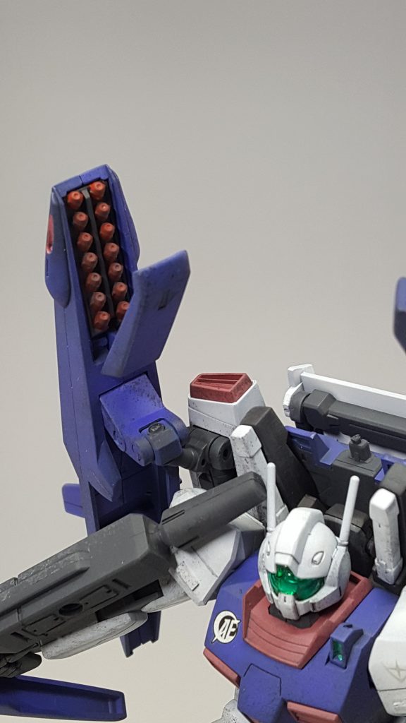 中のミサイルも一つ一つ筆で塗り分けました(●´ω｀●)