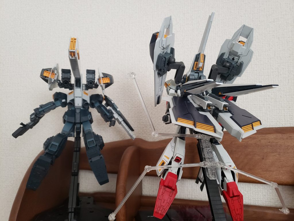 アドバンスドZが写ってますが後ろ姿です〜