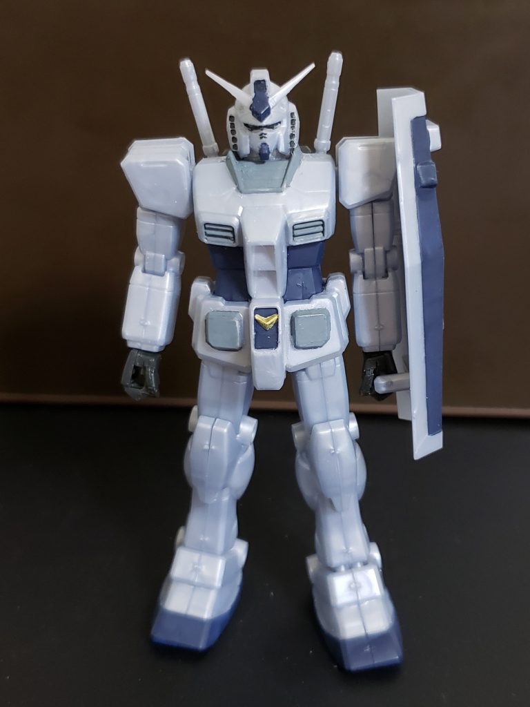 パチンコ玉みたいな成形色を生かしてG-3風にしてみました。