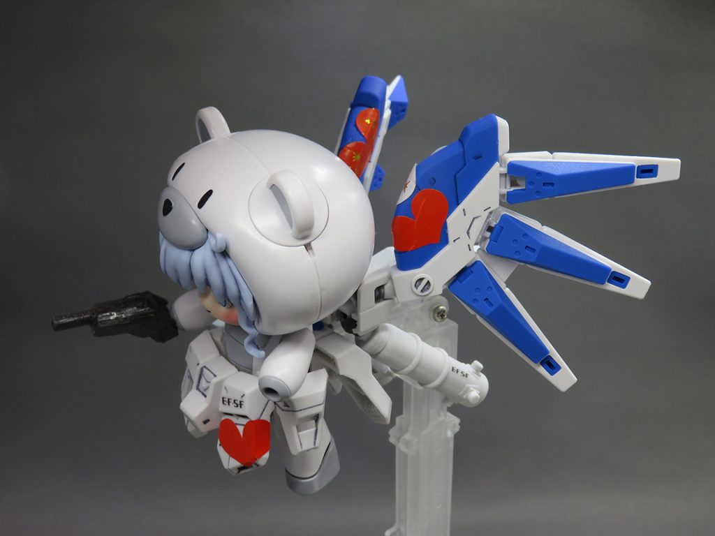 アーマーにハートマークいっぱい❤