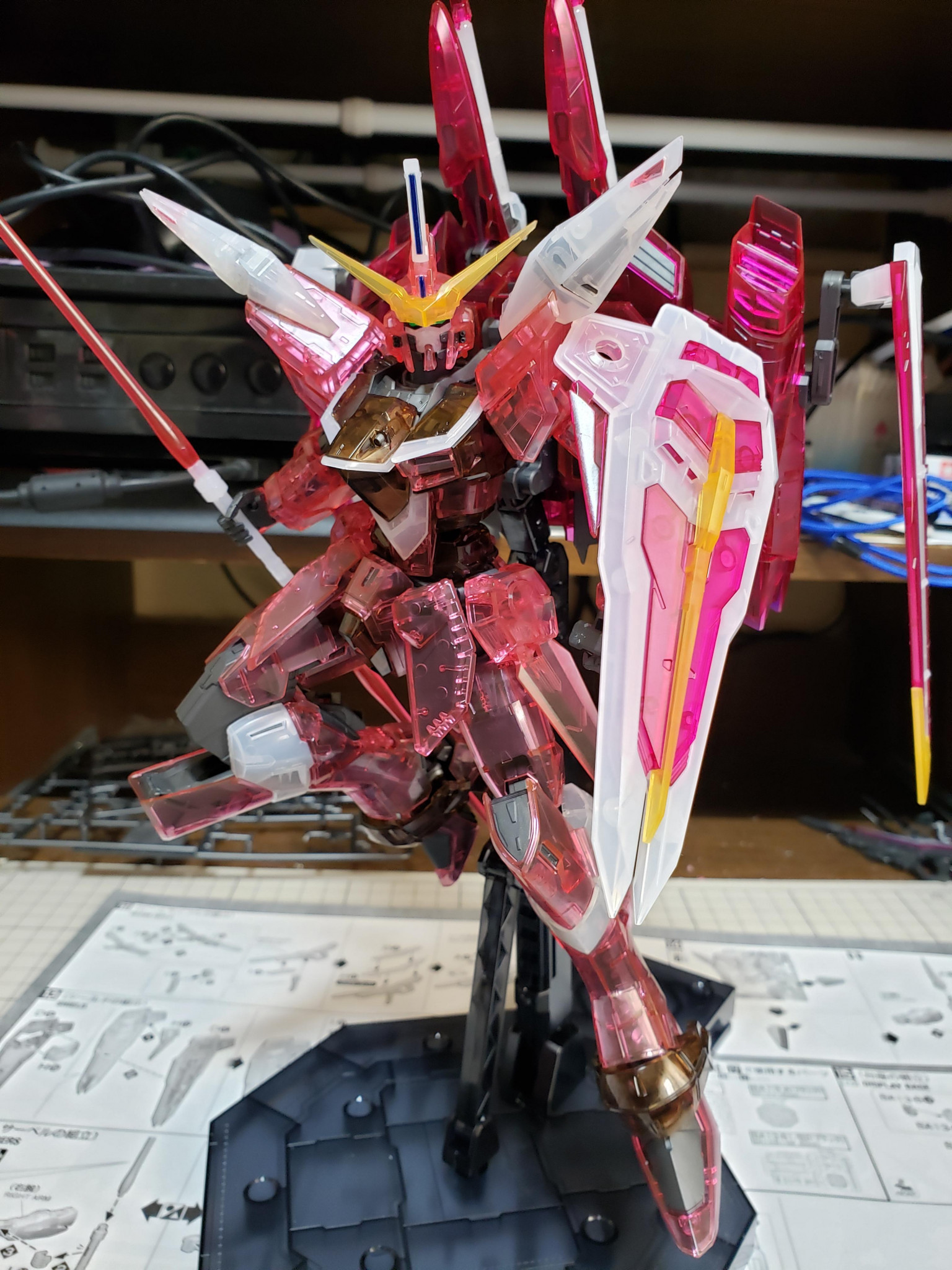 MG 1/100 ジャスティスガンダム クリアカラー イベント限定ガンプラ-