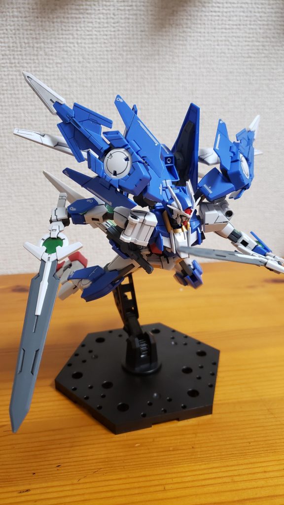 最初にアクションから〜
「目標補足、コレから戦闘に移行する!」