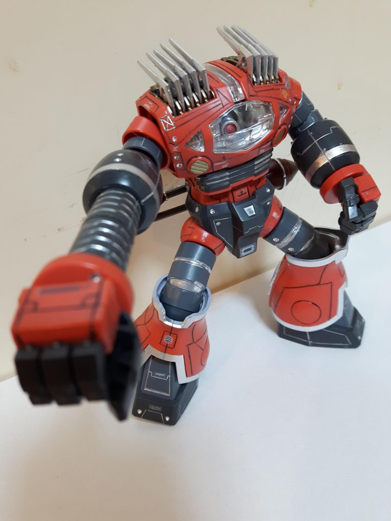 アームパンチ。