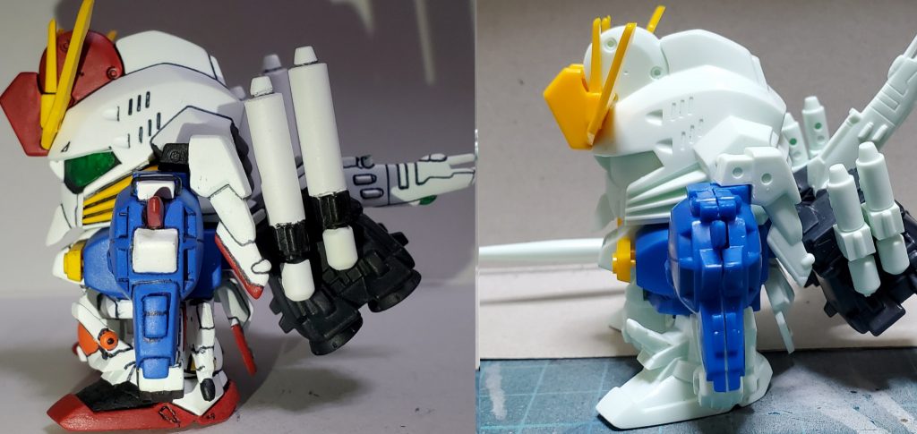 改修後と素の状態。合わせ目消し、全塗装に加え、大きな変更点として…