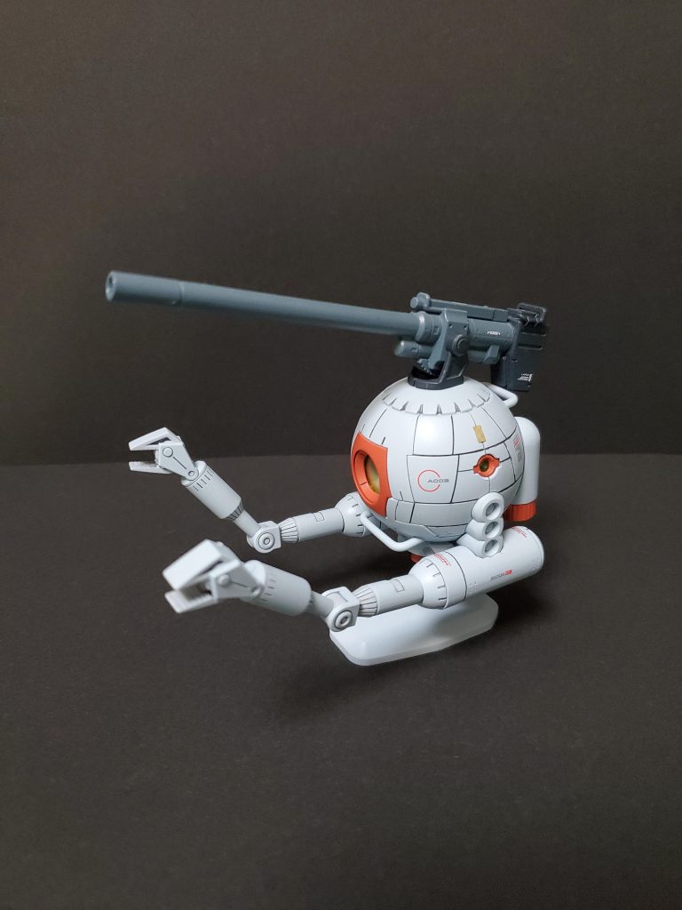 ボディにスジ彫りを追加。主砲は砲身と弾装部分で塗り分け。
意味のあるスジ彫りラインにするのはまだまだ難しいです。。