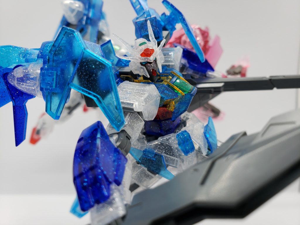 HG ダブルオースカイ〈ダイブイントゥディメンションクリア〉–2枚目/制作者：はんしん