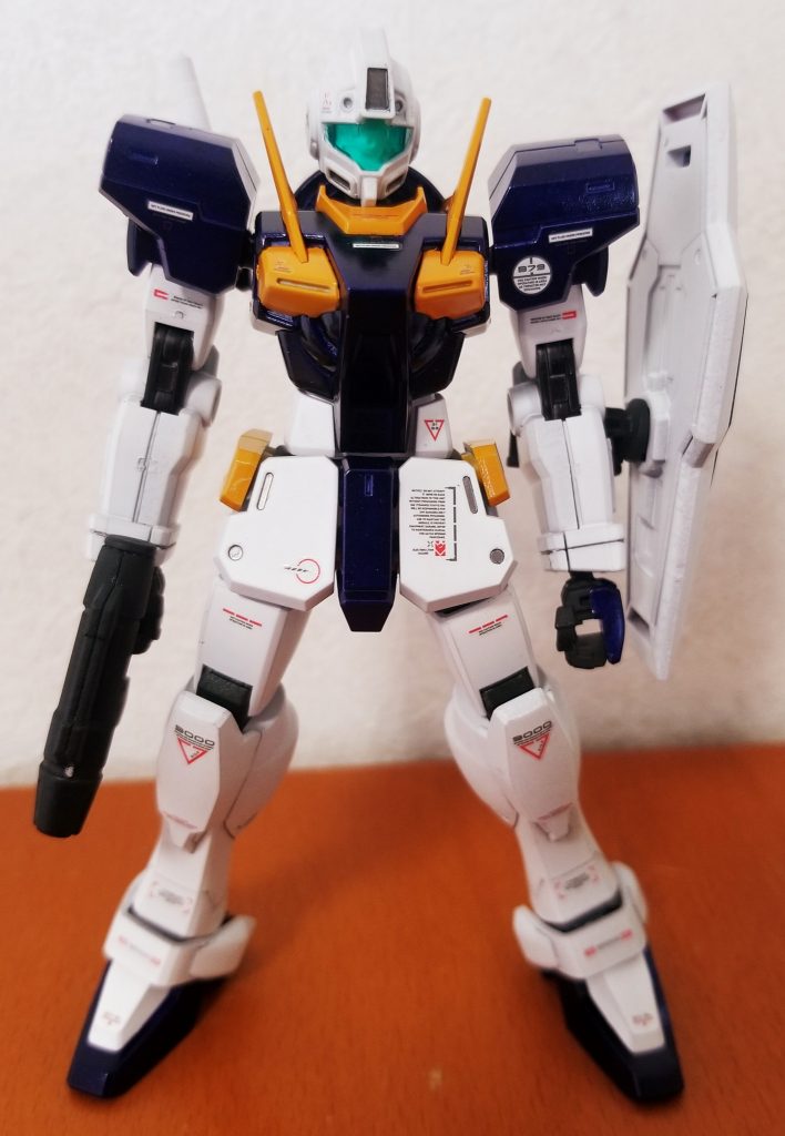正面。足、胸、シールドはオーガンダム。他はジムジムです。