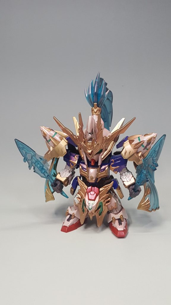 まず趙雲ダブルオー単品(´∀`)
大まかにスプレーやエアブラシで塗装し、筆で細かいところを塗って、ディープクリアレッド、クリスタルカラーのルビーレッド、ガイアのEXクリアの順に塗装してトランザムの粒子感を出してみました(´∀`)