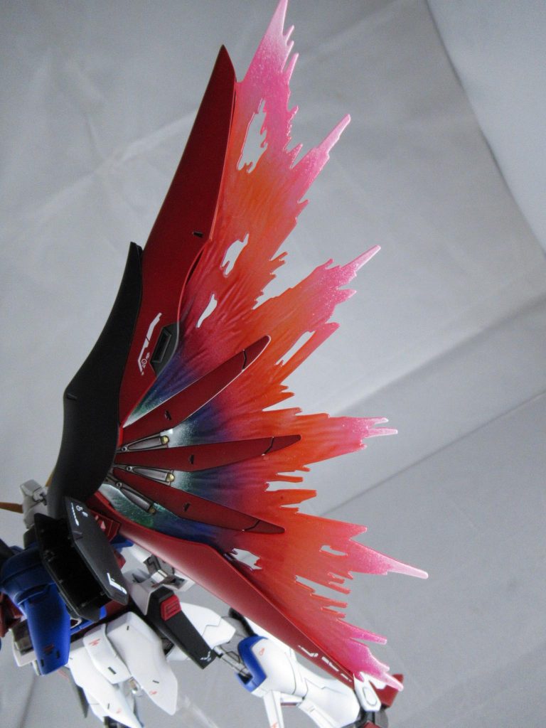 翼のグラデーションは初めてにしてはよく出来たなと思います(自画自賛)