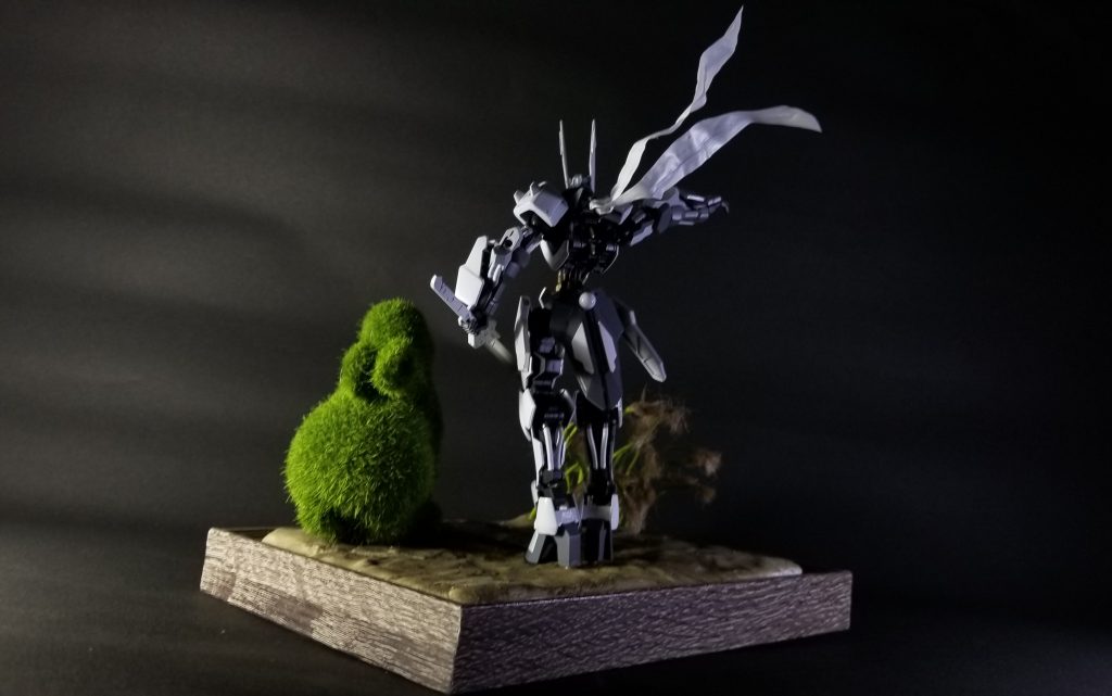 専用台座と。
専用台座は秋をイメージして、自作した芒と百均の草で出来た兎を配置してみました(*`・ω・)ゞ