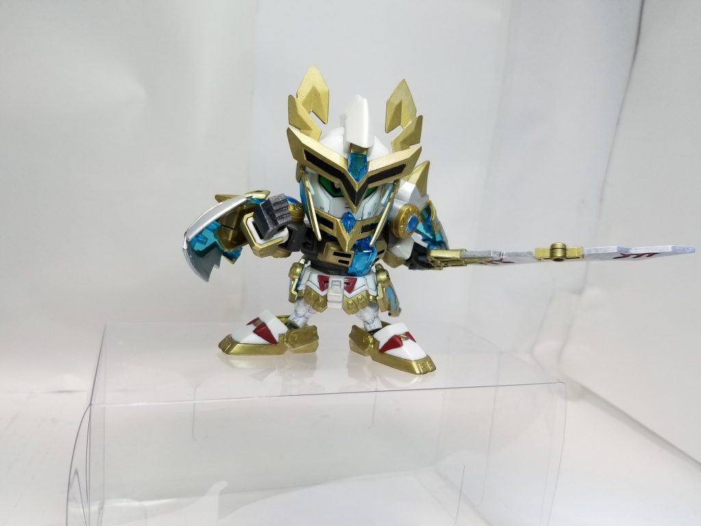 左手を別のキャラから持ってきた物に変えた状態。
左は平手しかついてこないのがちょっと残念。