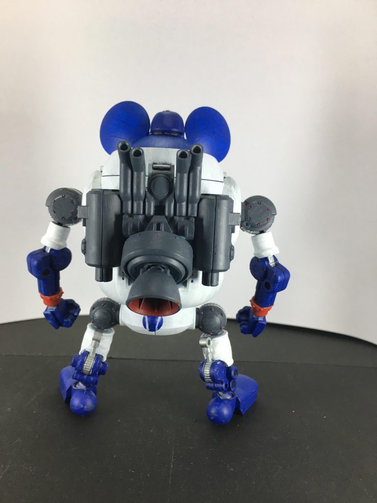 尻尾も付けてます。