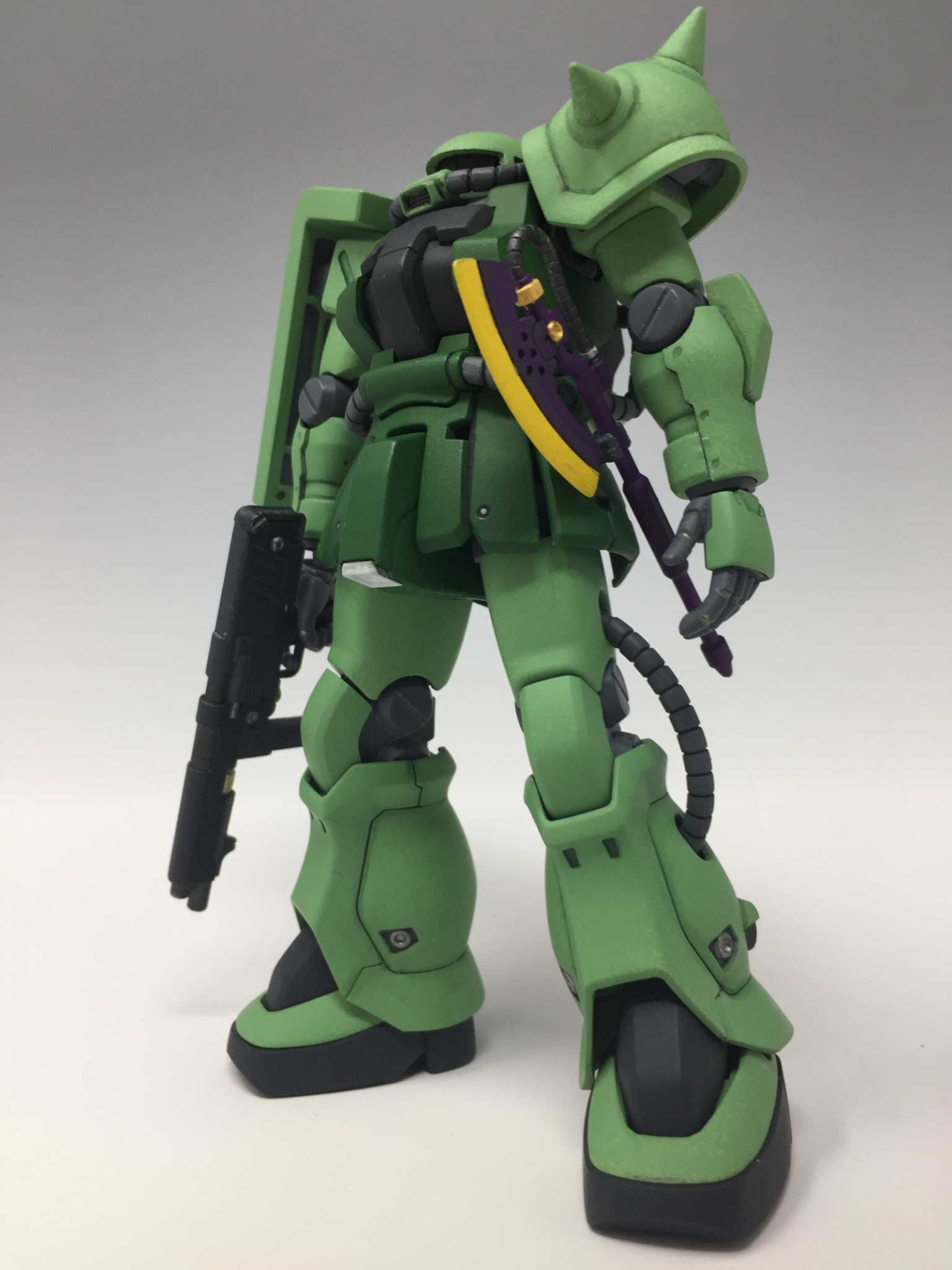 HGUC ザクII F2 ジオン軍仕様｜なにとぞさんのガンプラ作品｜GUNSTA 