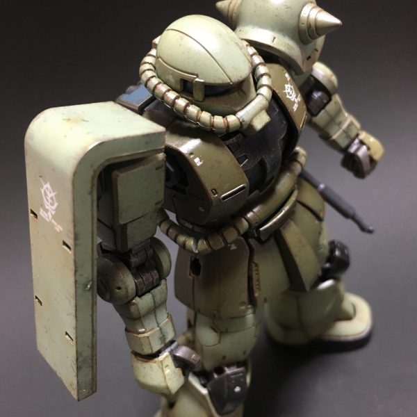 HG オリジン　ザク