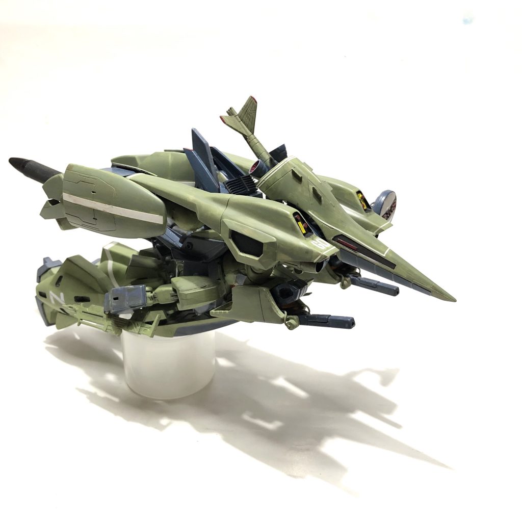 リ・ガズィの「BWS」としてドッキング。

今回新しく加えた形態でその他MSを懸架出来るようにしました。

ゲタとしての能力を付与し一撃離脱戦法を可能にしました。
(Gフォートレスと呼称)