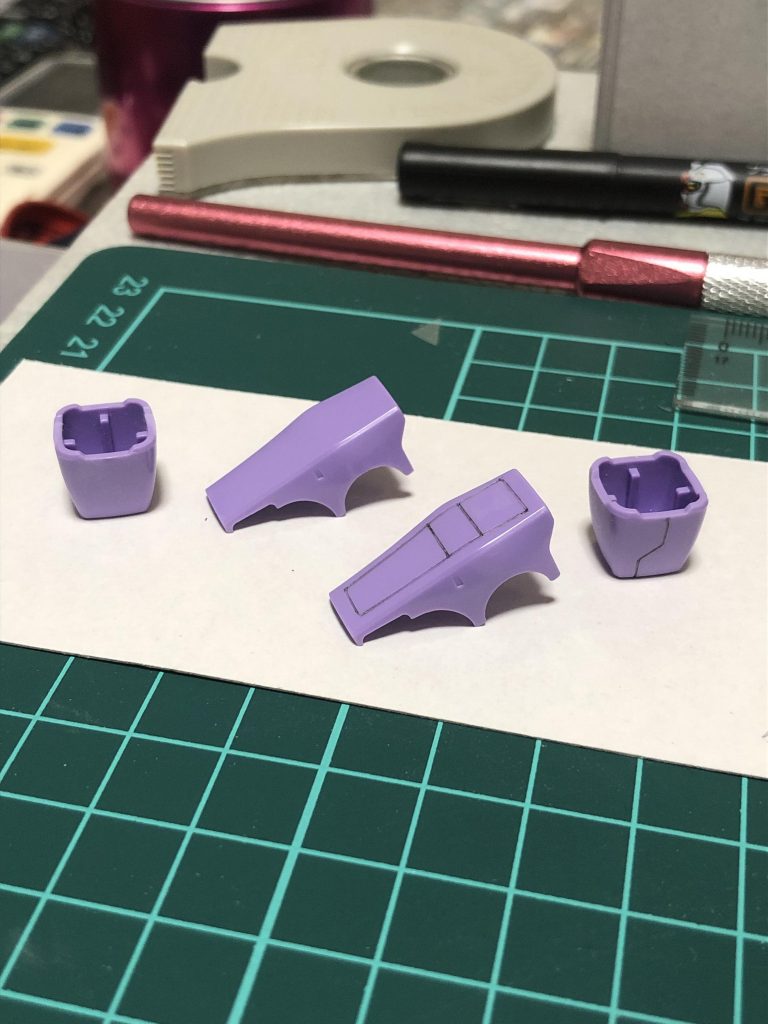 メンテナンス用のパネルとかイメージしながら彫り彫り