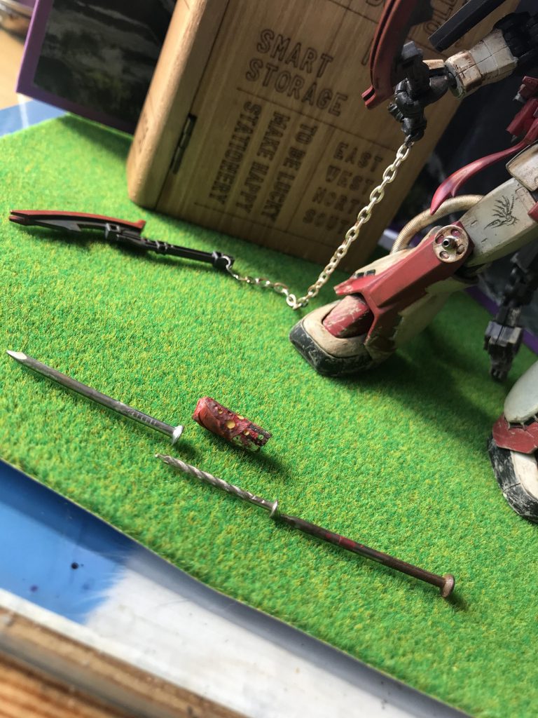 打ち込む釘は実際のものを使いました。危ない⚠