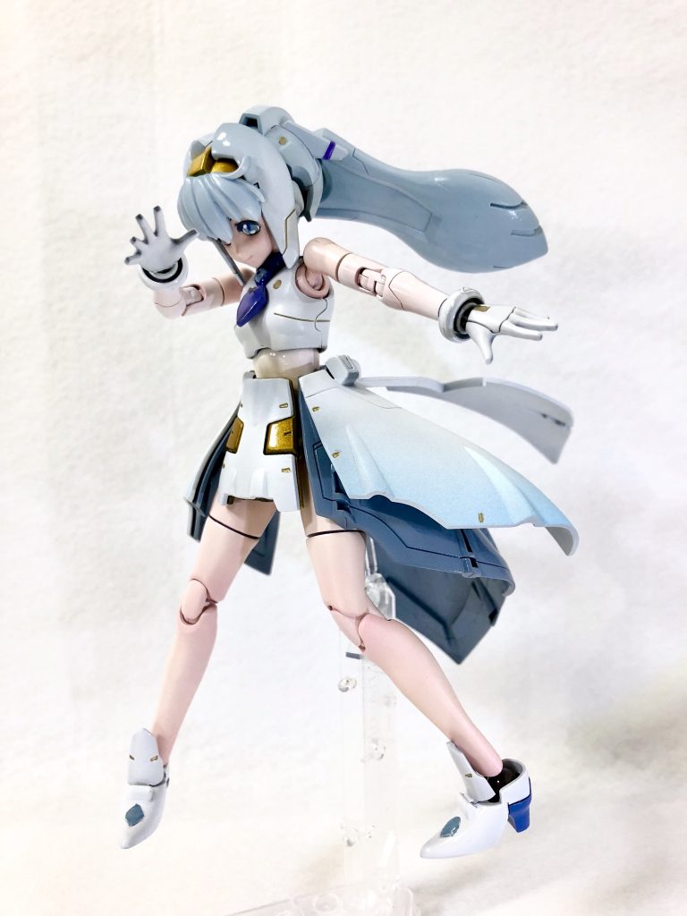 イメージはセーラームーン的なレオタード。かわいい