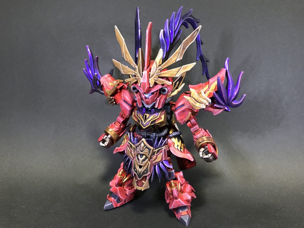 正面斜めより。