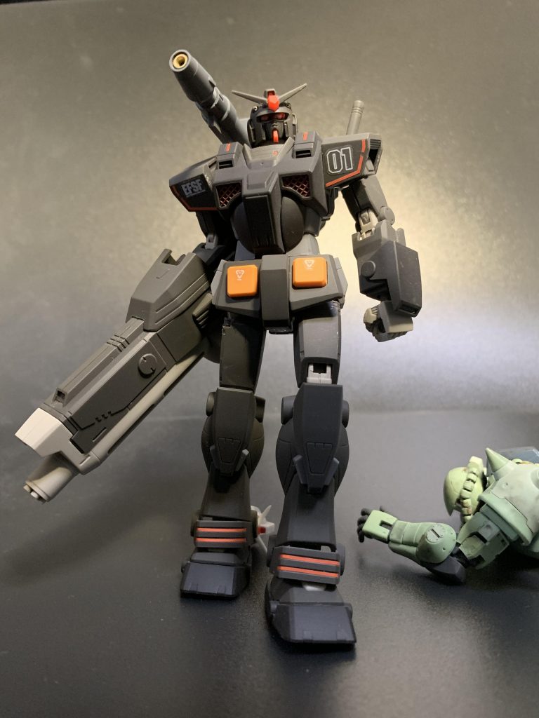 大型の銃火器で敵を撃ち尽くすような機体にはロマンがありますねぇ以上でヘビーガンダムの紹介を終わります。最後までご覧戴き、ありがとうございました!