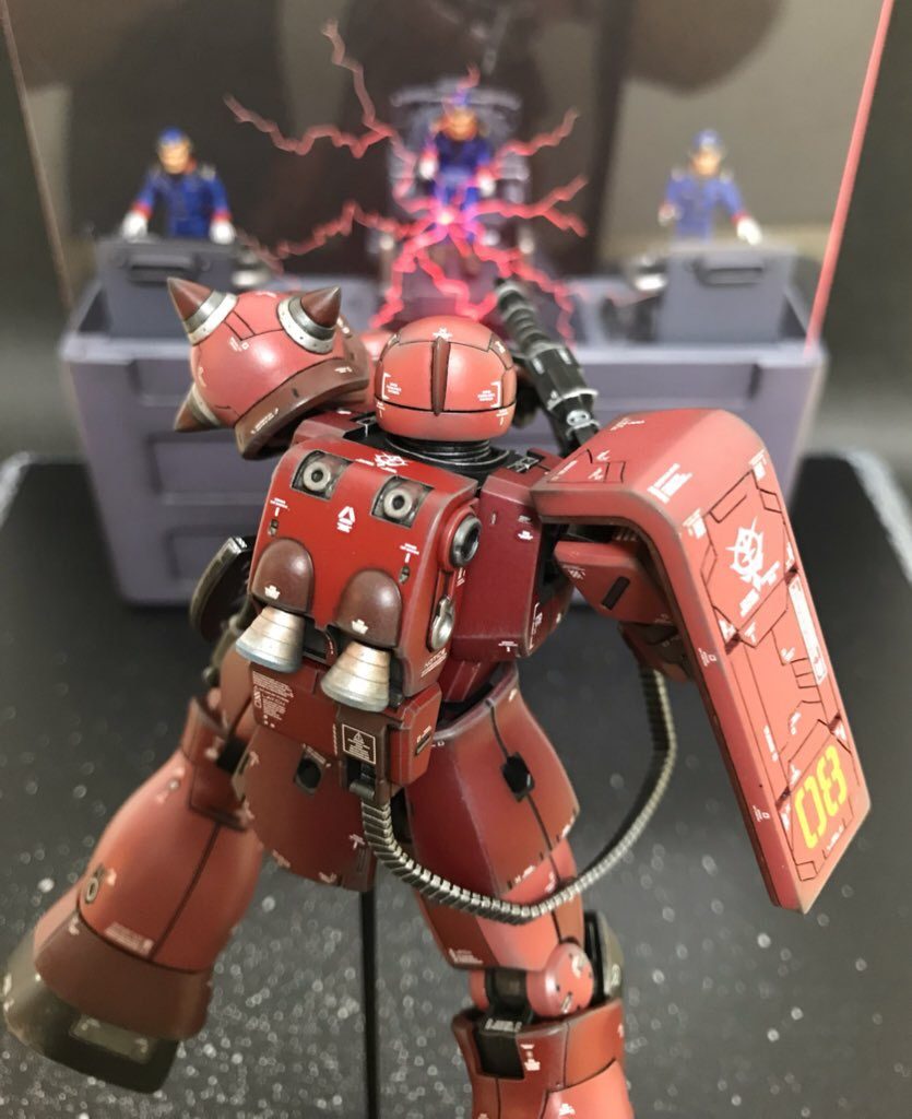 ザク目線だとこんな感じです。