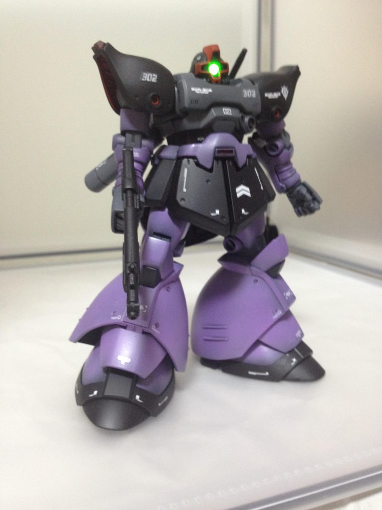 カラーリングはリックドムⅡのカラーではなくドムのカラーに変更しています。