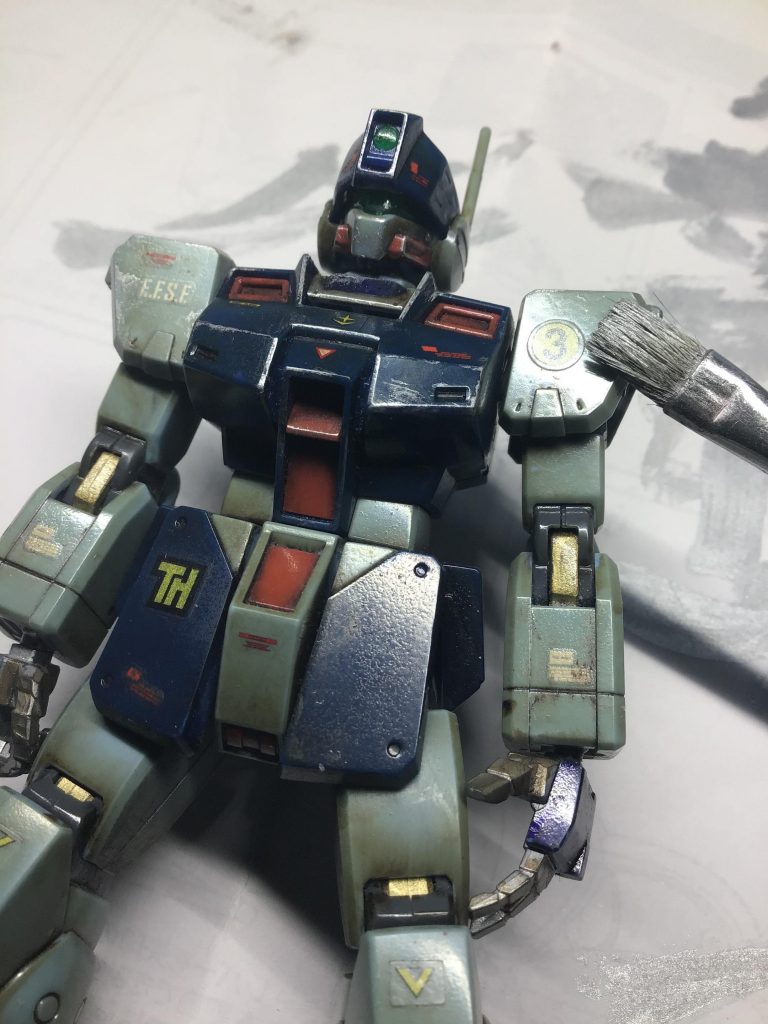 ハゲチョロは平筆の腹部分を使う感じでやってます