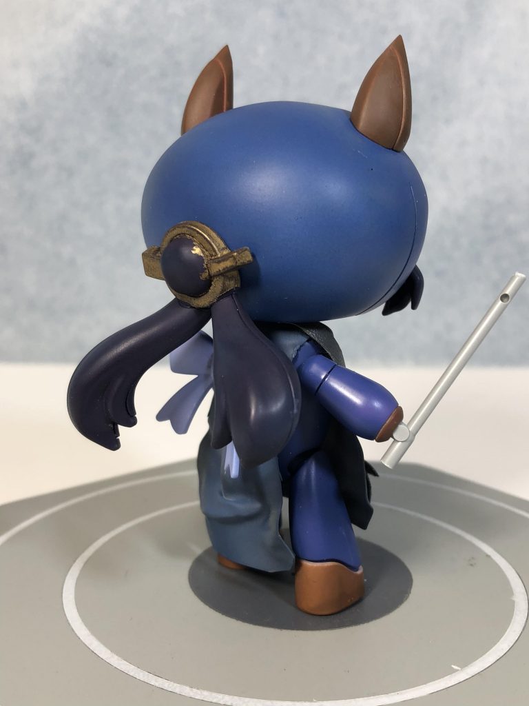 服はプラ板をヒートプレスして作りました。
カバンは100均のフェイクレザーでチョイチョイと。