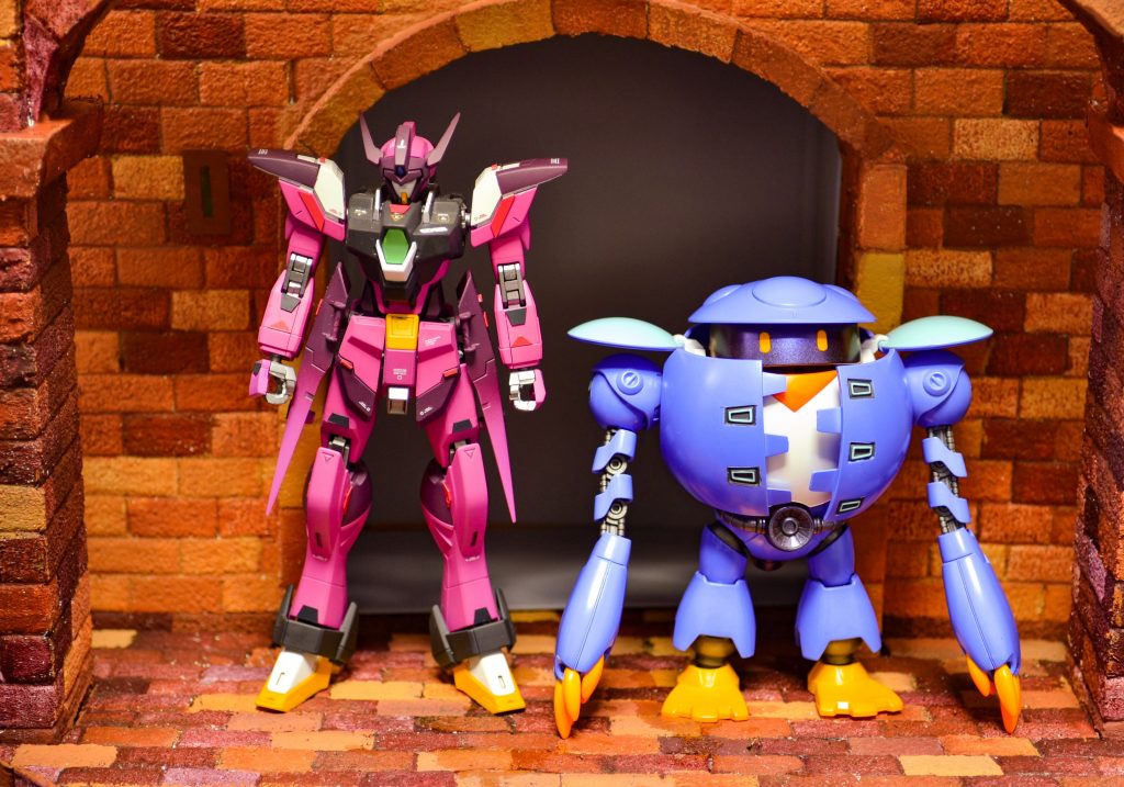 以上、出落ちのような作品でした。
モモカプルは肩の合わせ目消し、爪の肉穴埋めのみのストレート組み。インパルスランシエは、以前制作した「インパルスランシエ・ディアボロス」のウイングを外したものです。
https://gumpla.jp/hg/194049