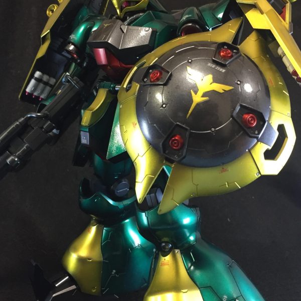 RE/100 ヤクト・ドーガ ギュネイ機