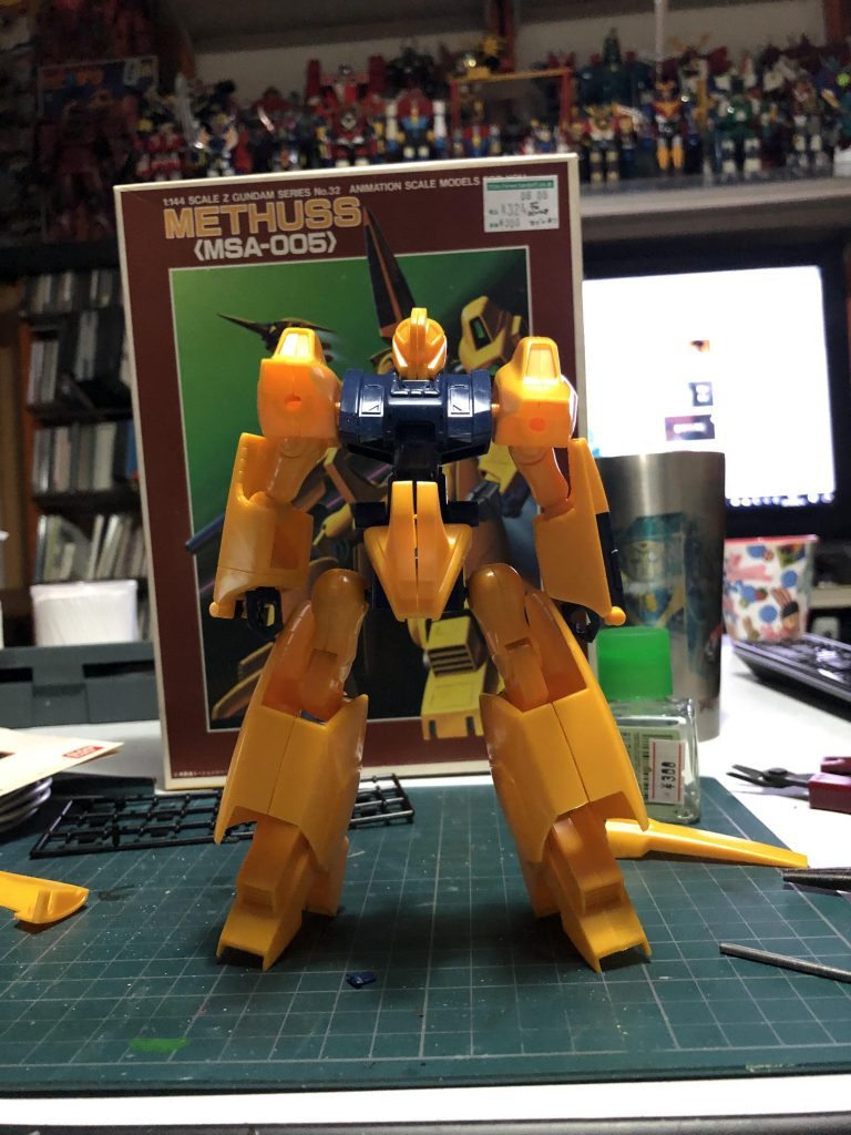 今回は夏休み企画Twitterフォロワーさん「大佐」さんの「サクッと旧キット」にての製作☆

残念キットのメタスを気の済むまでやってみました♪

素組みの状態から股関節の位置変えでガラッと印象が変わっていまじゃ超お気に入り！
変形、合体遊びばっかりやってしまう始末です☆

Zガンダムではやられ役、電池役のメタスですけど〜

めっちゃカッチョいいじゃん☆